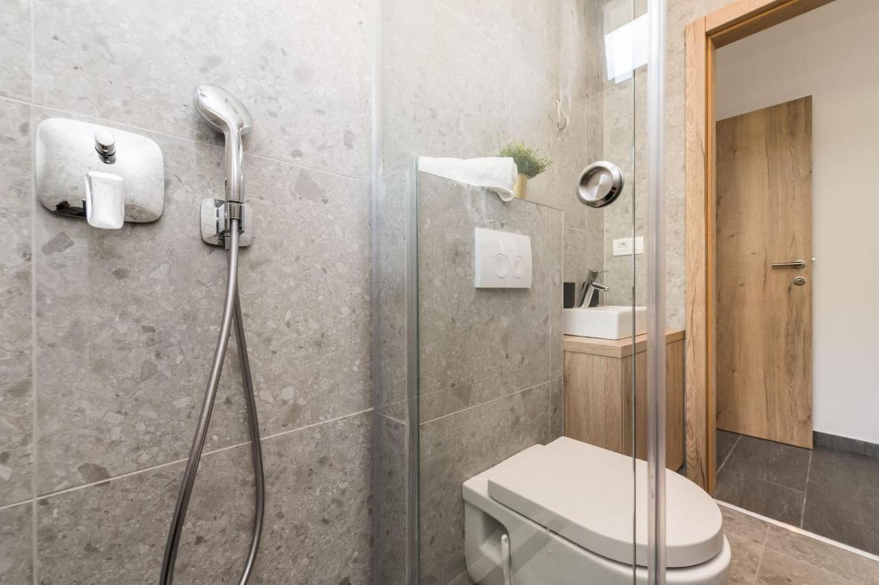 Holiday House Sukosan Zadar Екстер'єр фото