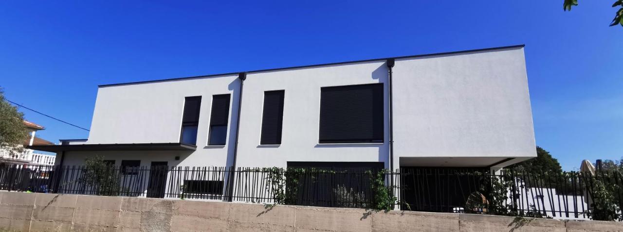 Holiday House Sukosan Zadar Екстер'єр фото
